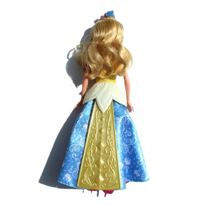 Poupée mannequin Disney Princesse Aurore robe enchantée, vue de dos