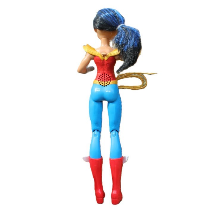 poupée mannequin Wonder Woman,Mattel, vue de dos