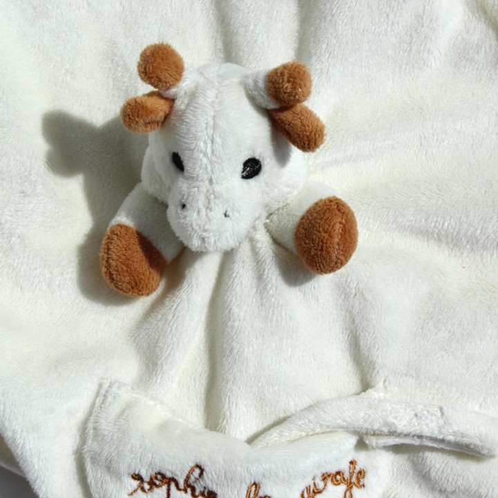 doudou plat Sophie la girafe, Vulli, gros plan